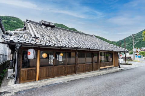 Yoshinomiya Falls Sauna and Water Bath, Entire House (11 people)