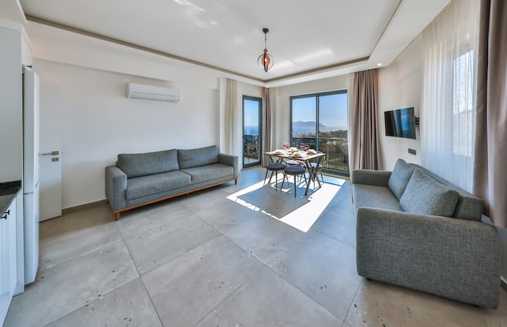With Sea View Happy Kaş Apart 2+1 With Terrace - Kaş
