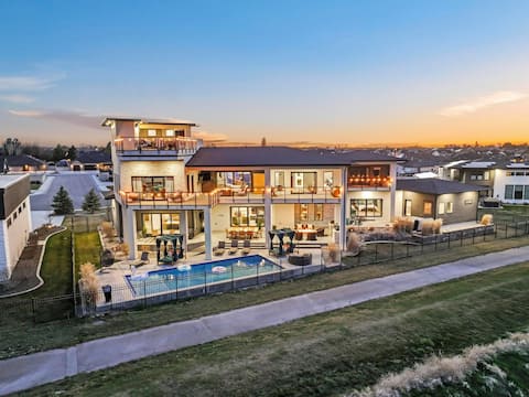 6K SQFT Lux |Heated Pool|Hot Tub |Sauna |Speakeasy