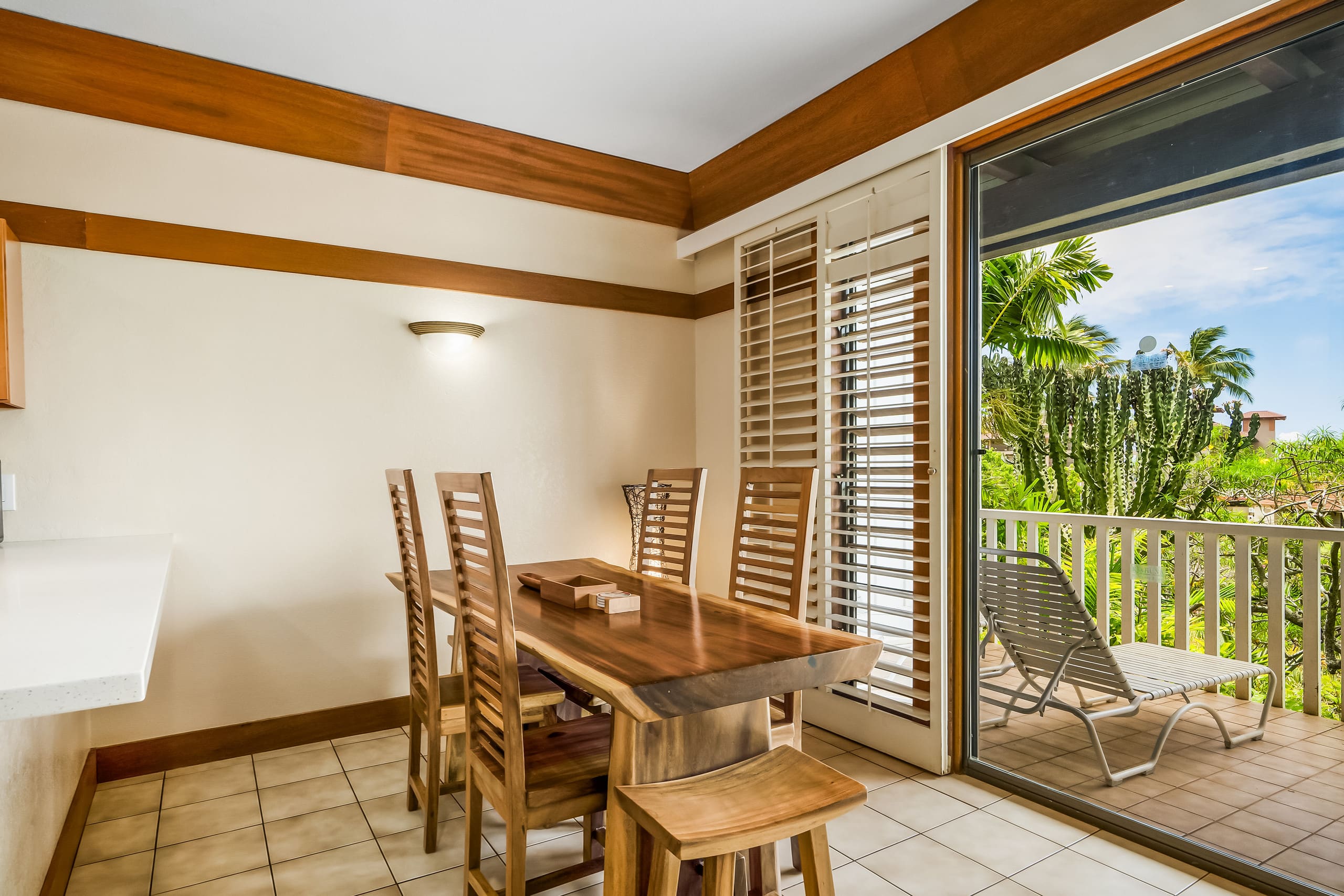 Ground Floor•AC•Beach•Pool #304 - Photo 4