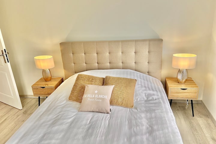 Habitación 2 con aire acondicionado (planta)