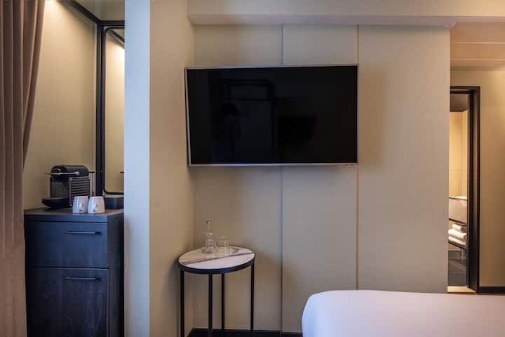 Numa | Small Room In Pentagon - Brussels