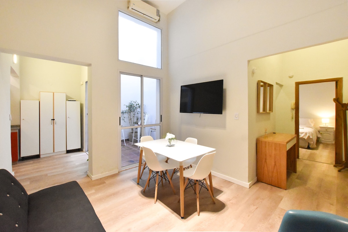 Two-bedroom apartment in San Telmo