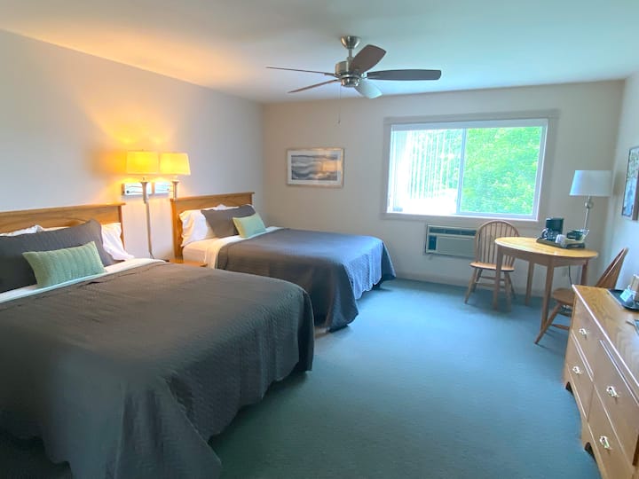 Green Gables Inn Riverside Gardens Room - A4 - Lanesboro, MN