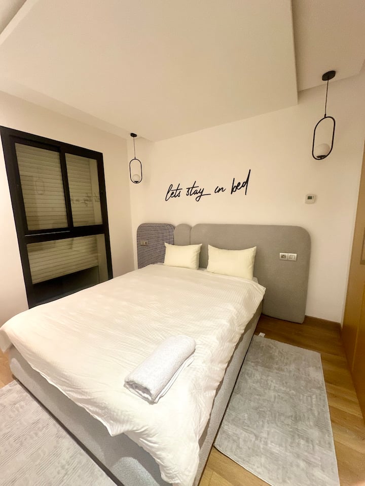 غرفة النوم 2