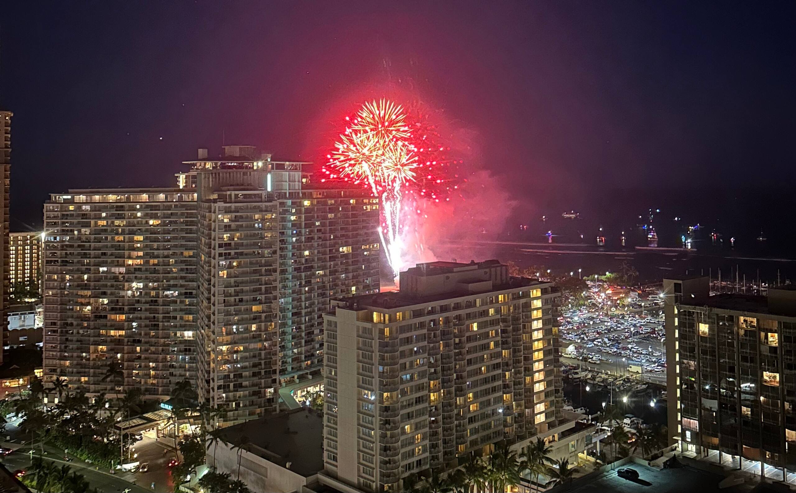 Ocean View Waikiki Marina Studio - Image 13