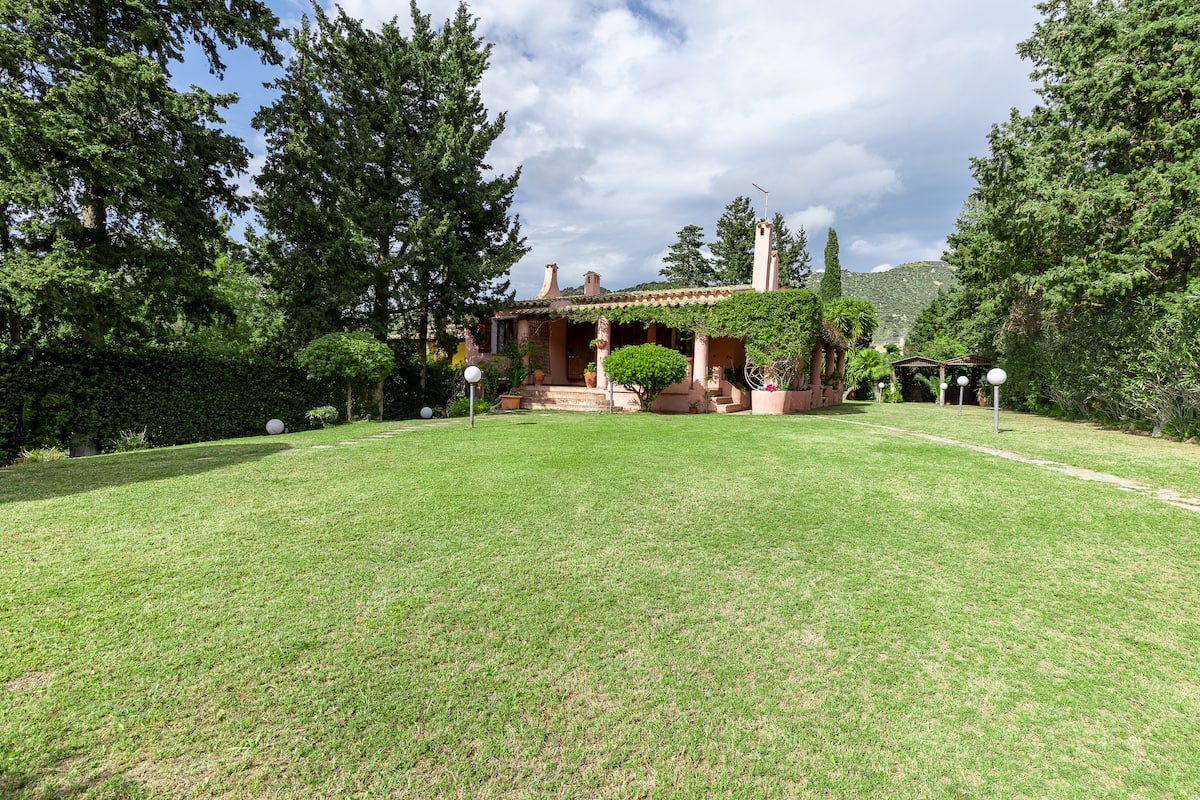 Villa con Giardino a pochi passi dalla Spiaggia foto 6