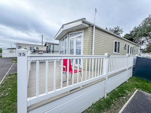 Modern caravan at Broadland Sands ref 20015CF