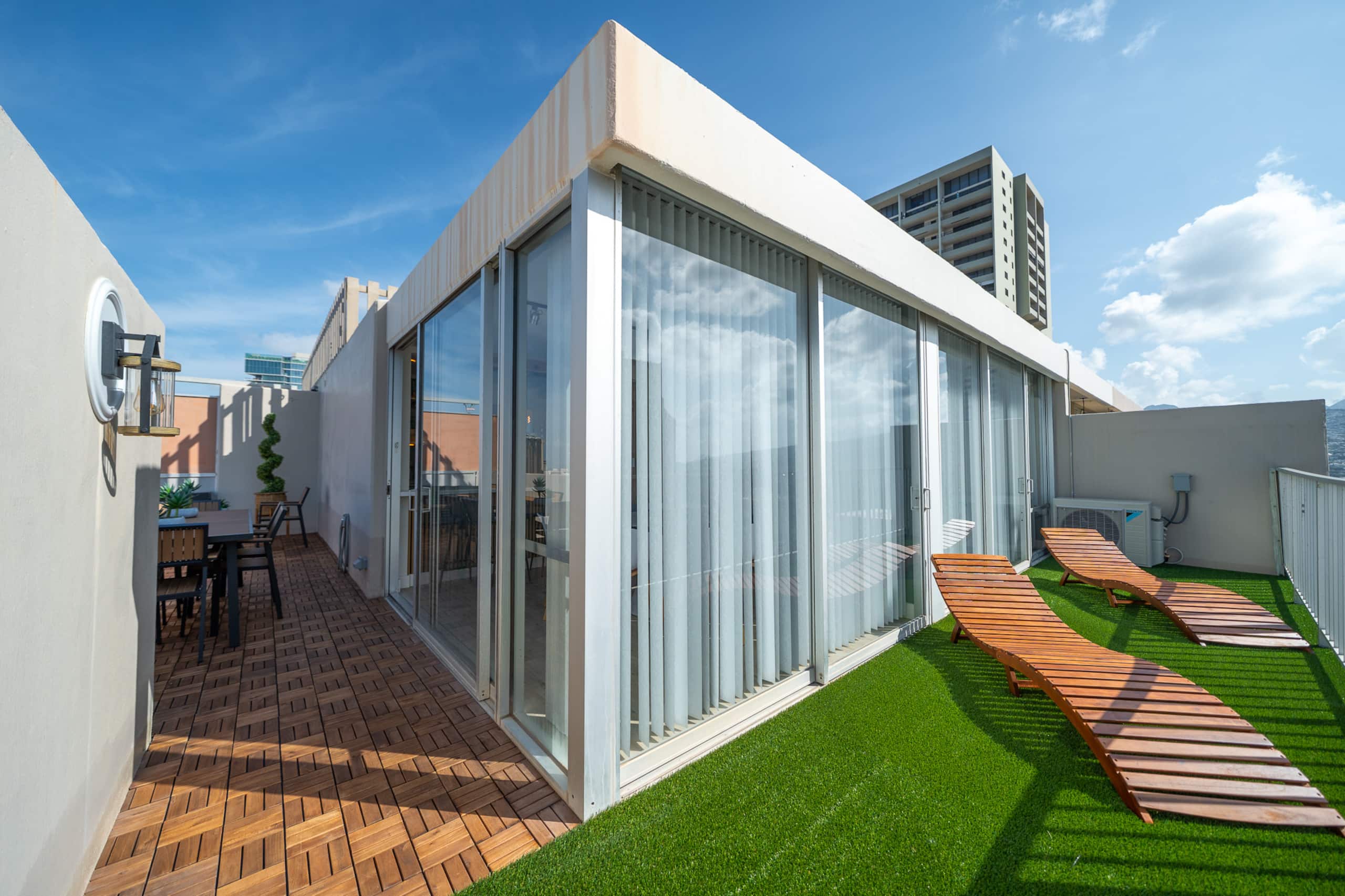 Condo in Honolulu · ★4.95 · 1 bedroom · 3 beds · 2 private baths - Image 87