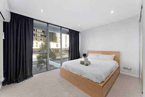 Central loction in the heart of Waterloo 2Bedroom