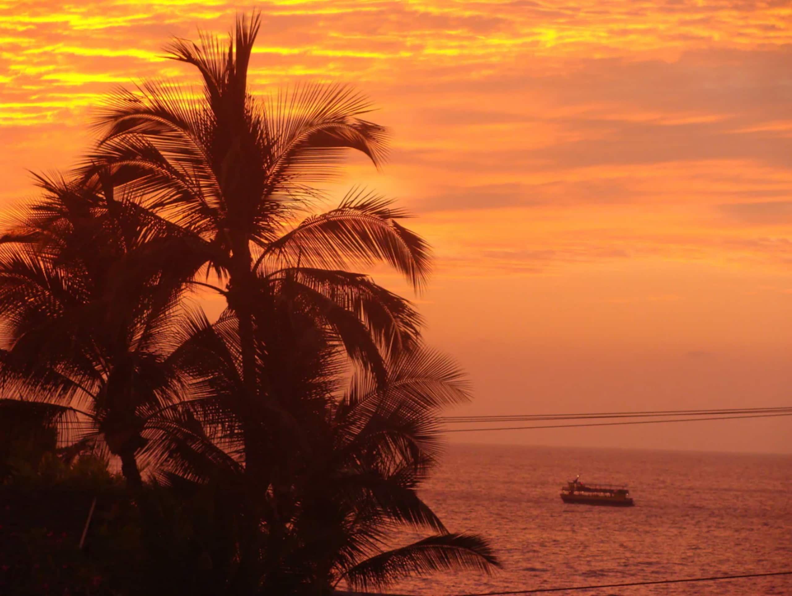 Home in Kailua-Kona · ★5.0 · 4 bedrooms · 7 beds · 3 shared baths - Image 74