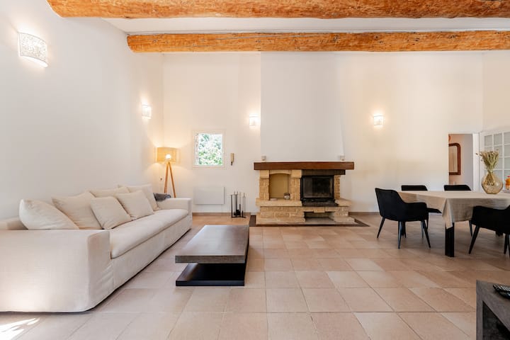 Villa Avec Piscine & Jacuzzi Au Cœur Du Luberon - Gordes