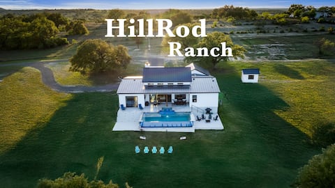 NEW Hot Tub, Pool, Fire Pit, Views on 10 acres