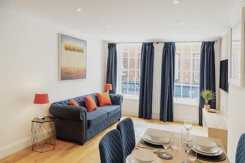 Top performing Airbnb: Elegant Eton Flat | 5 min walk to Windsor Castle in Eton