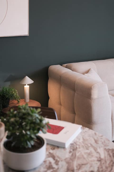 PrestigeUrbanHideAway_30sec walk to BerninaExpress