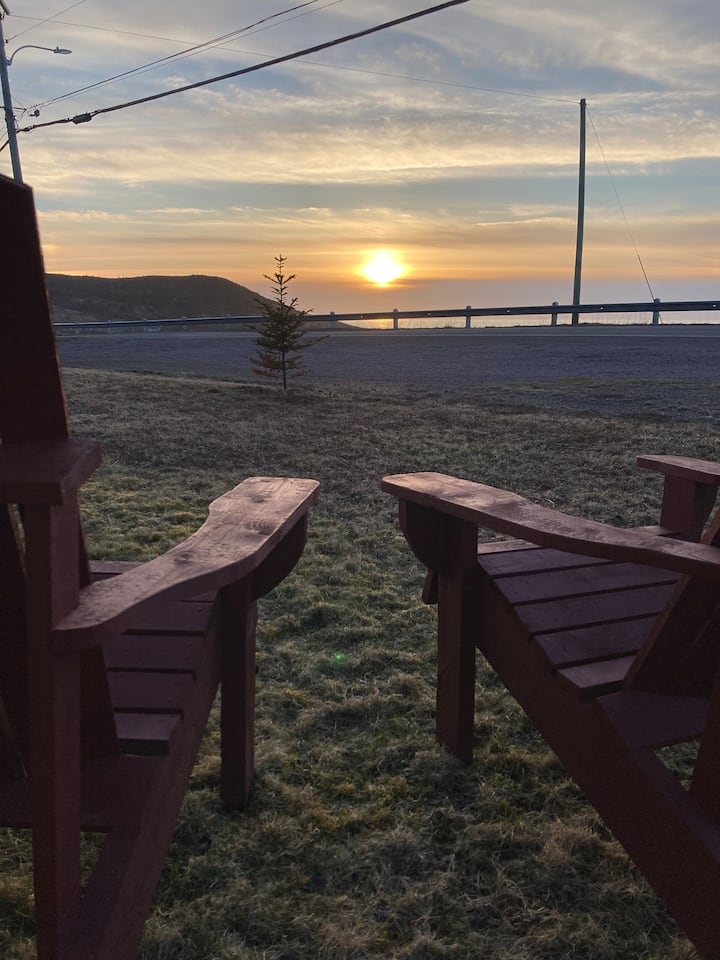 The Gateway Suite | Steps From Spm Ferry Terminal - Newfoundland and Labrador