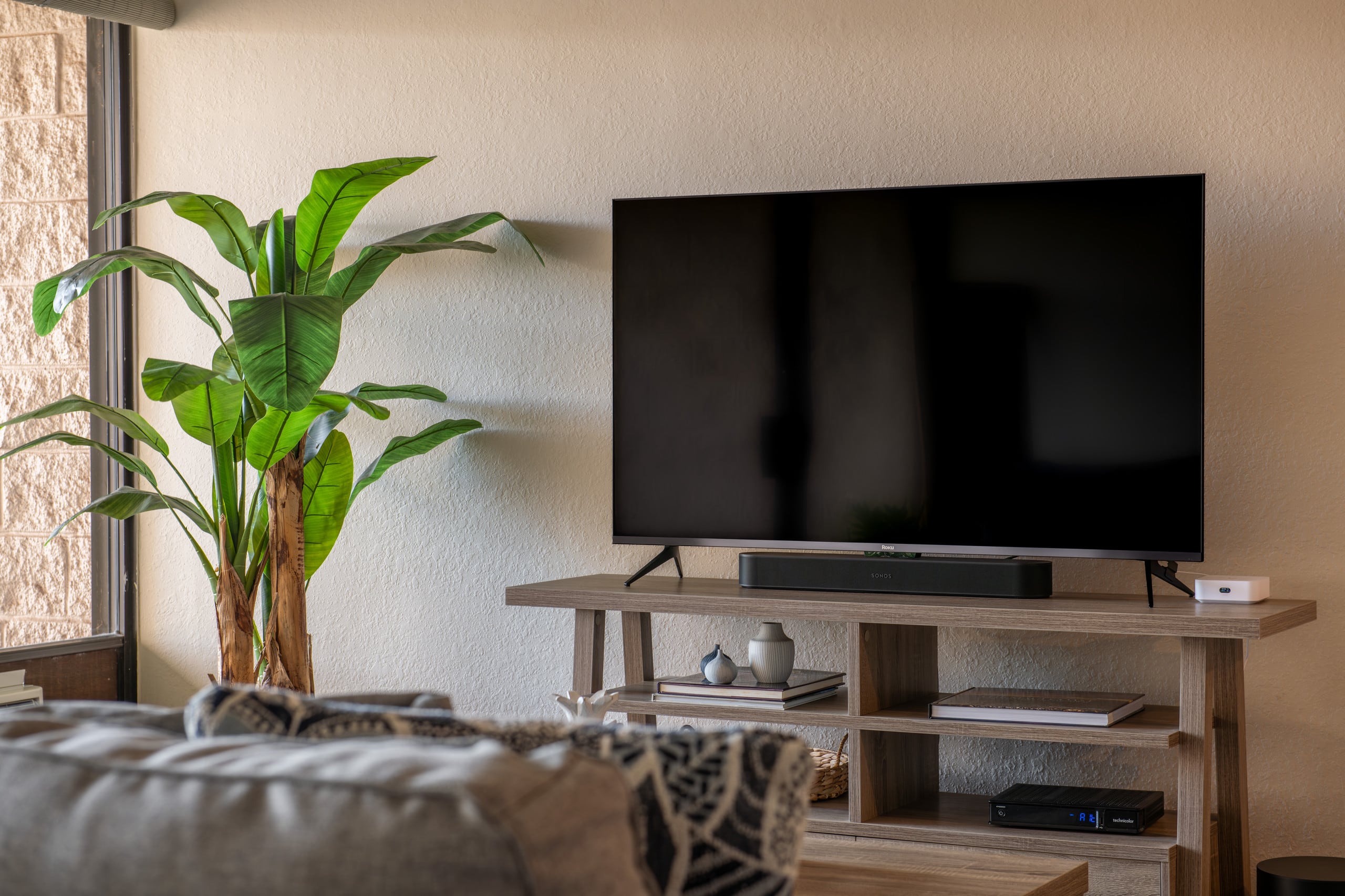 Condo in Kihei · ★5.0 · 1 bedroom · 2 beds · 1 private bath - Image 2