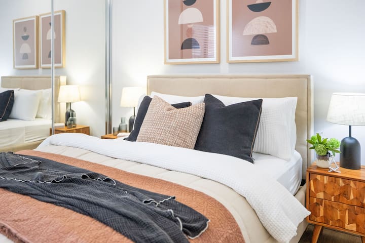 Luxury, Location, and Step-Free Ease — All in One. gallery image 3