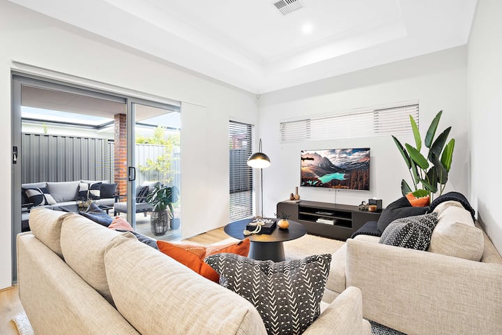 Luxury, Location, And Step-free Ease — All In One. - Optus Stadium