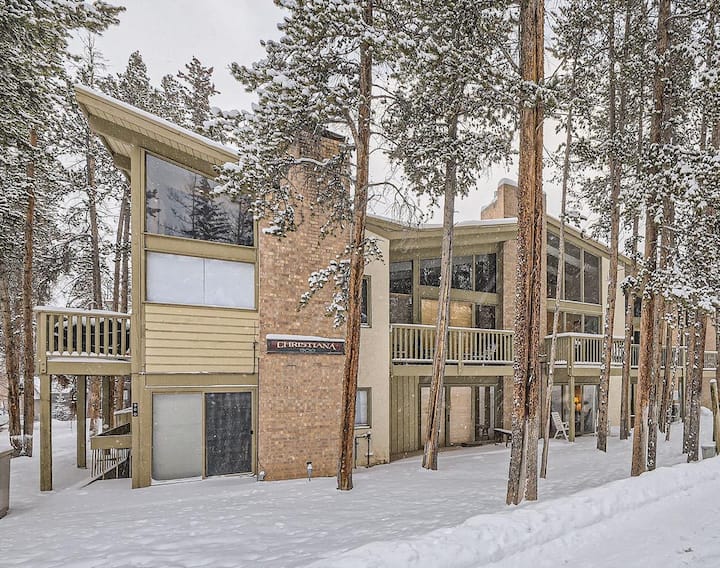 Townhome: Walk 2 Lift & Town, Tons Of Character - Breckenridge, CO