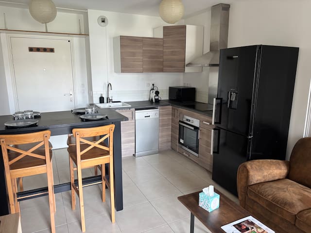 Entire home with 1 bedrooms in Aix-en-Provence - Studio de 28m2 au calme Aix en Provence