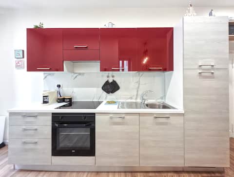Top Airbnb: Entire Home- Centre of Anzio- 6 Guests- Sea at 50m in Anzio