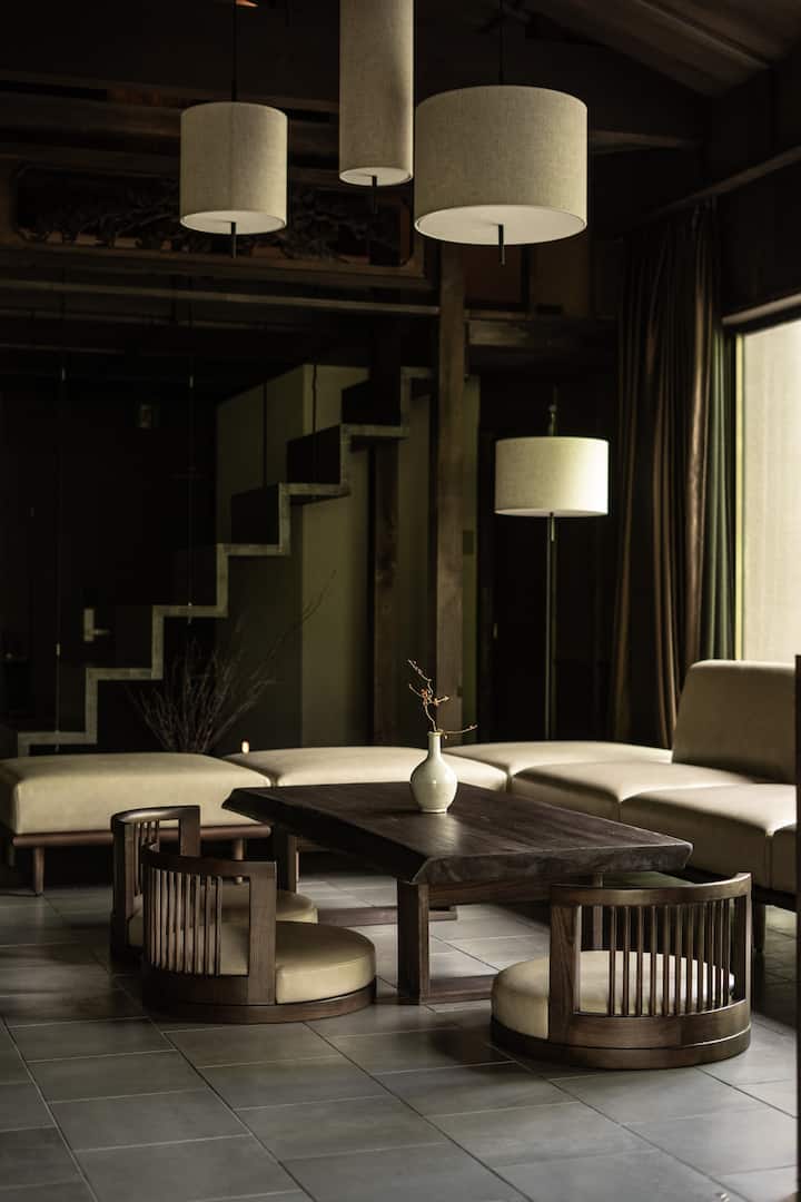 fumi hakone — Dining room