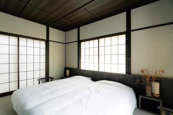 fumi hakone — Japanese room