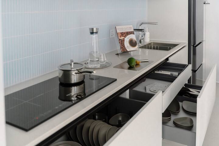 | Wēirán Suite微嵐 | 中山商圈 / 中山捷運 / 電梯大樓 / 自助入住 / 10人 gallery image 5