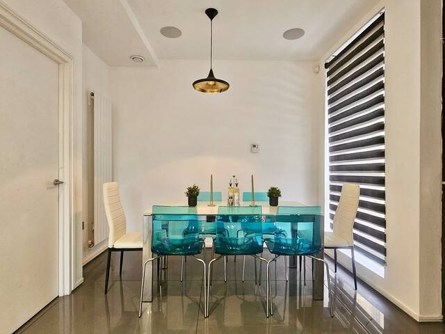 Brick Lane 4B house with AC – Shoreditch