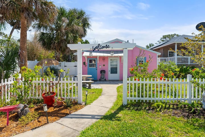Flamingo Nest - Venice Beach, FL
