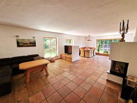 Popular Airbnb listing: Luxury Chalet 362m² | Sauna | Billiards | Fireplace | Ski in Reit Im Winkl