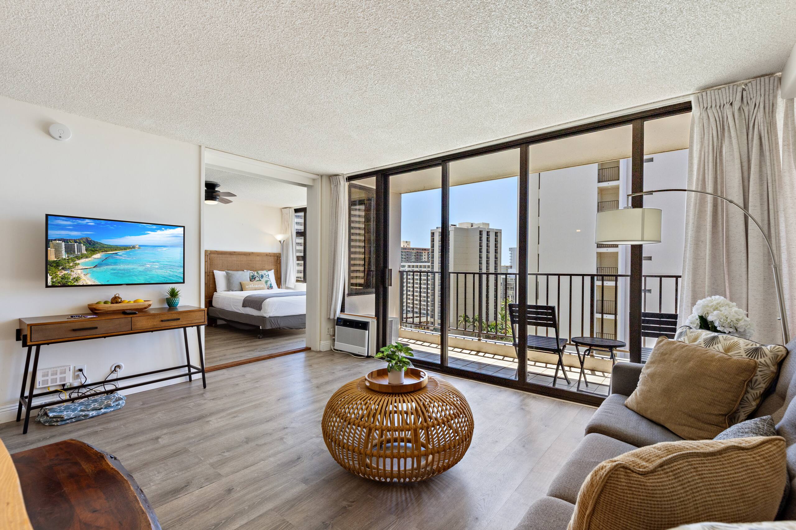 Hotel in Honolulu · ★4.69 · 1 bedroom · 3 beds · 1 private bath - Image 4