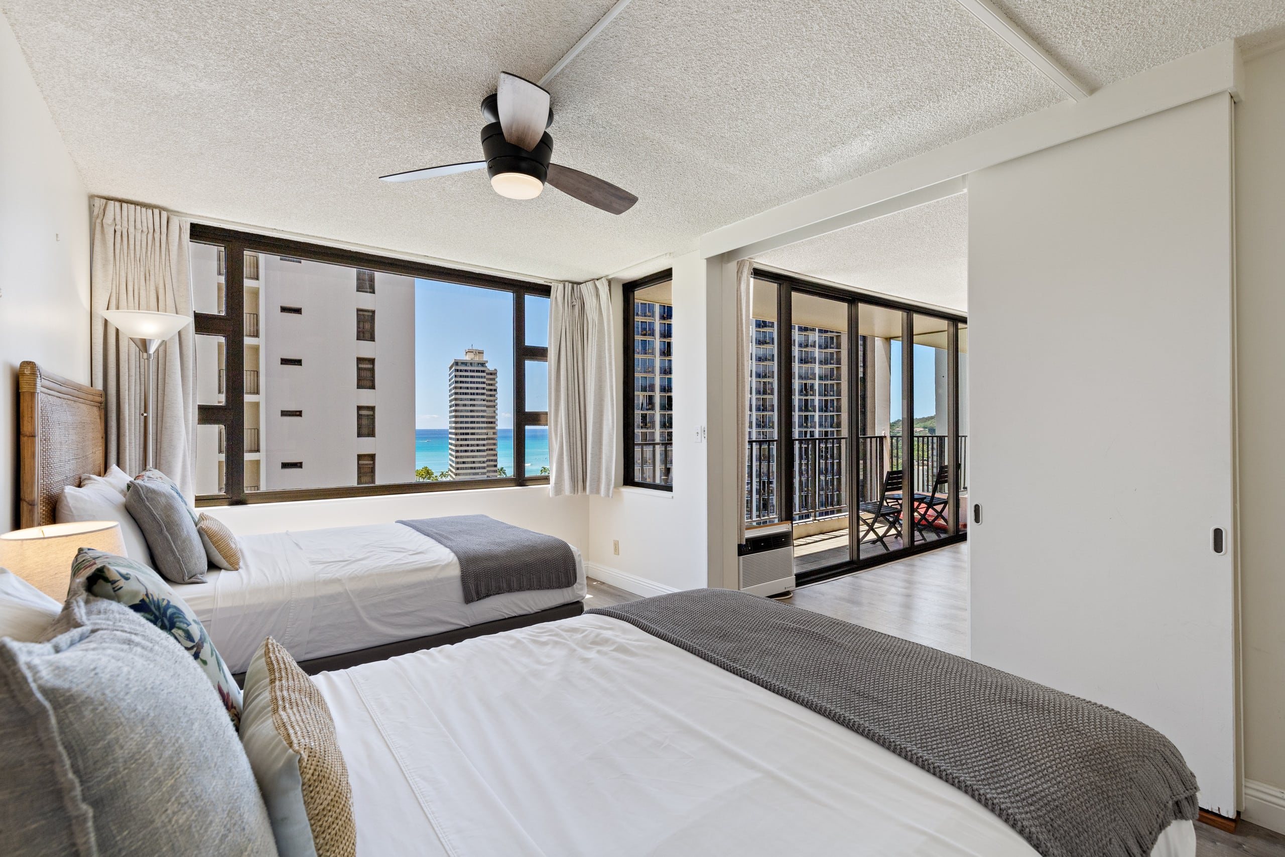 Hotel in Honolulu · ★4.69 · 1 bedroom · 3 beds · 1 private bath - Image 11