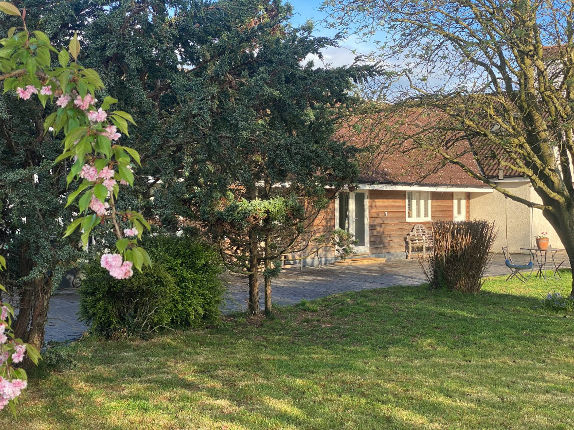 Beautiful Detached Annex.