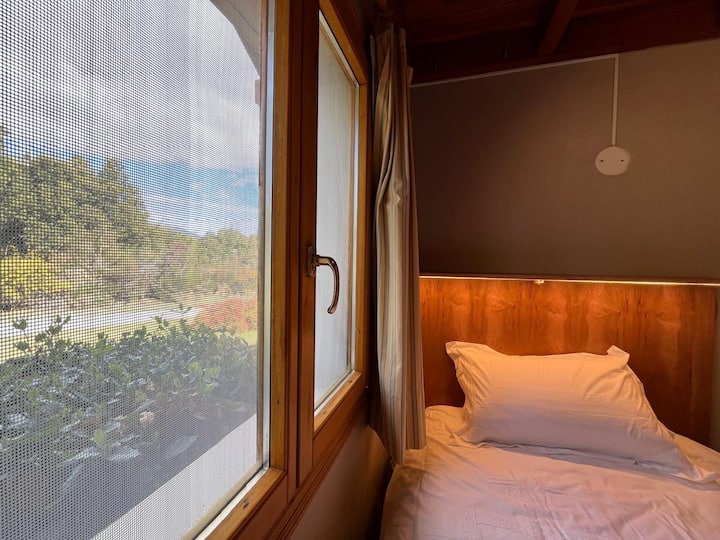 საძინებელი 4