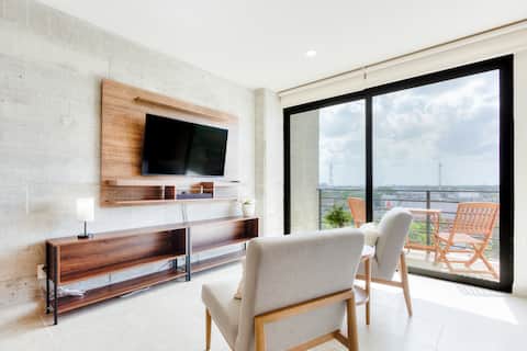 Successful Airbnb property: Balcony with View | Pool, Gym & Cowork in Supermanzana 3