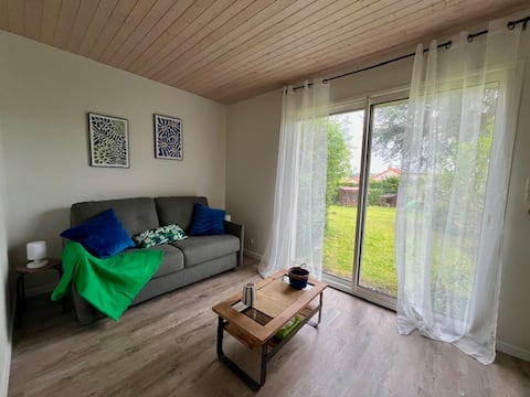 Top Airbnb: "Le Petit Beaugency" Studio in Cholet