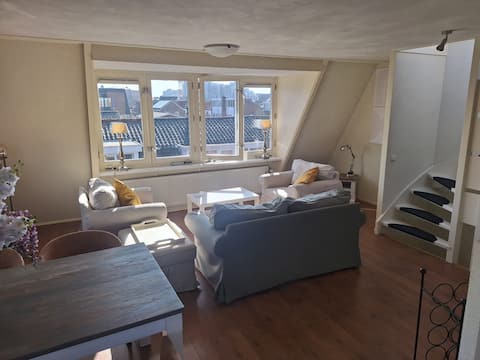 Top Airbnb: Juul's Rooftop, free parking in Zeeheldenbuurt