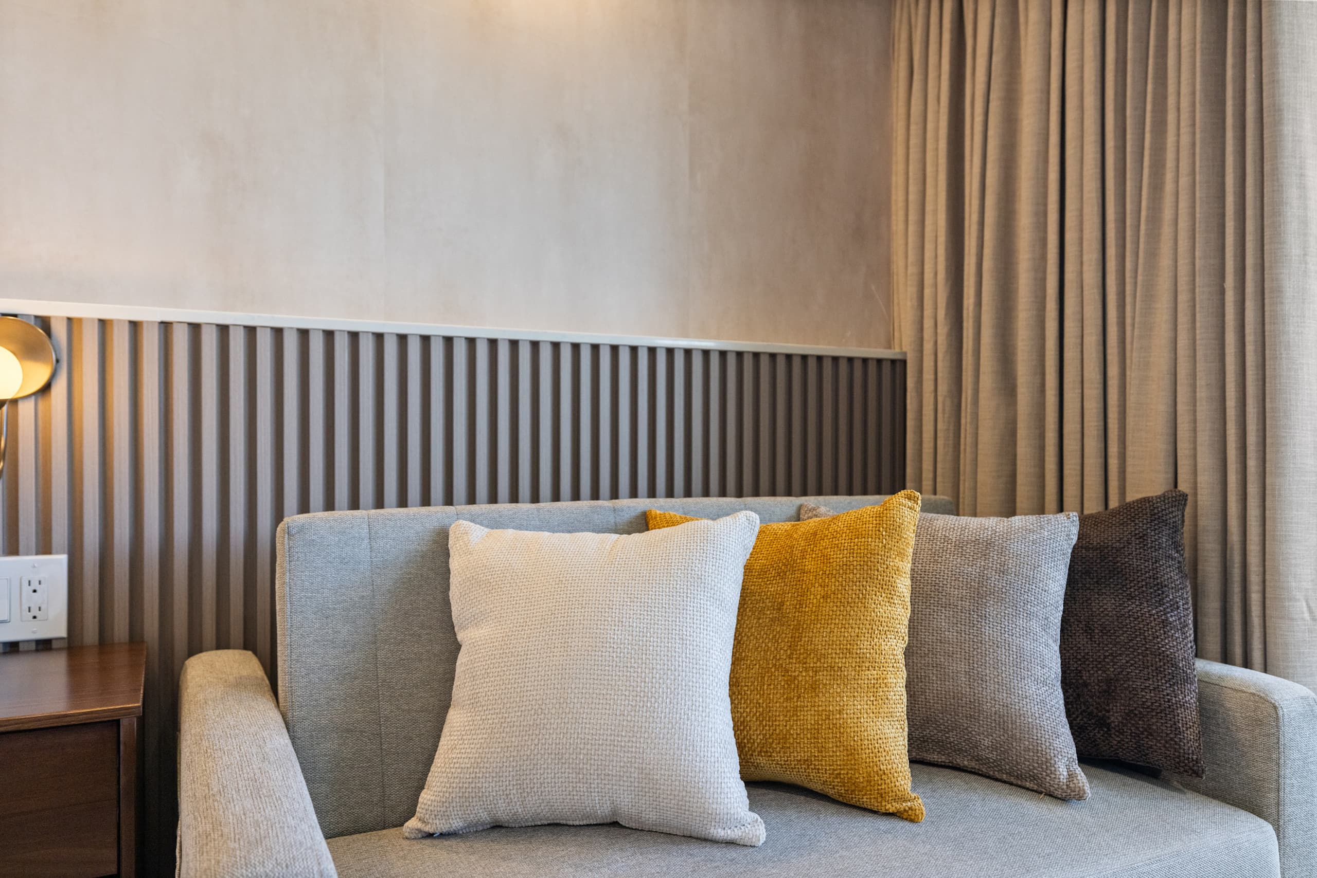 Waikiki Chic • Modern Cozy Studio - Image 42