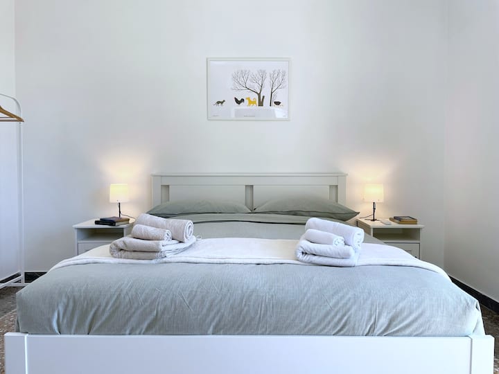 Appartamento Luminoso Con Balcone - Rím