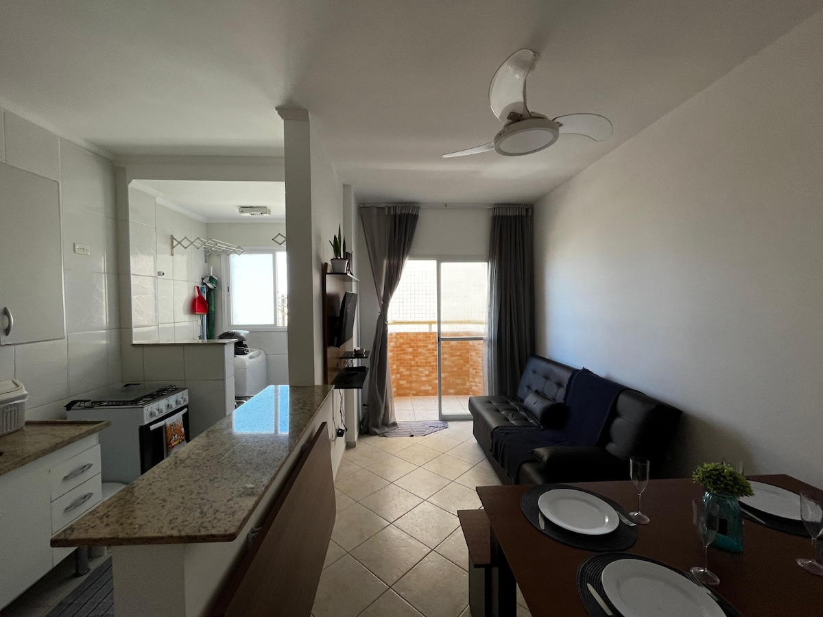 Top performing Airbnb: Complete apartment | beachfront | covered garage in Praia Grande