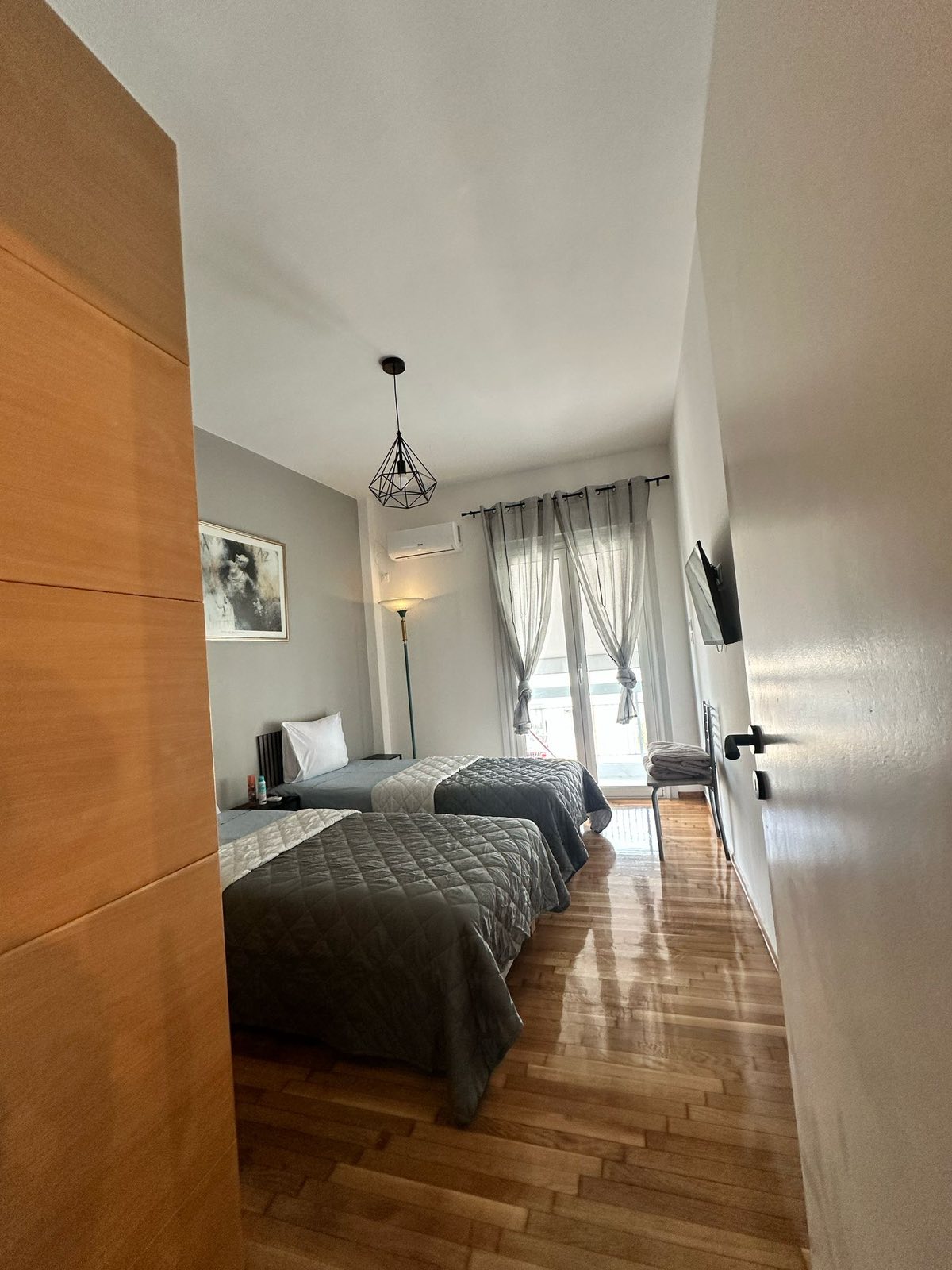 غرفة النوم 2