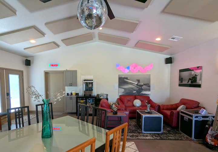 Guest House, Gated, 3 Min To Race Track! - Pahrump, NV