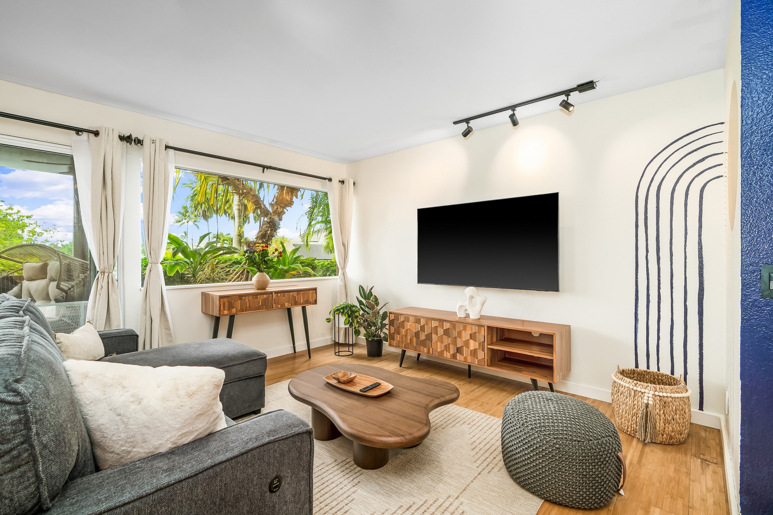 Home in Princeville · ★4.93 · 1 bedroom · 2 beds · 1 private bath - Image 4