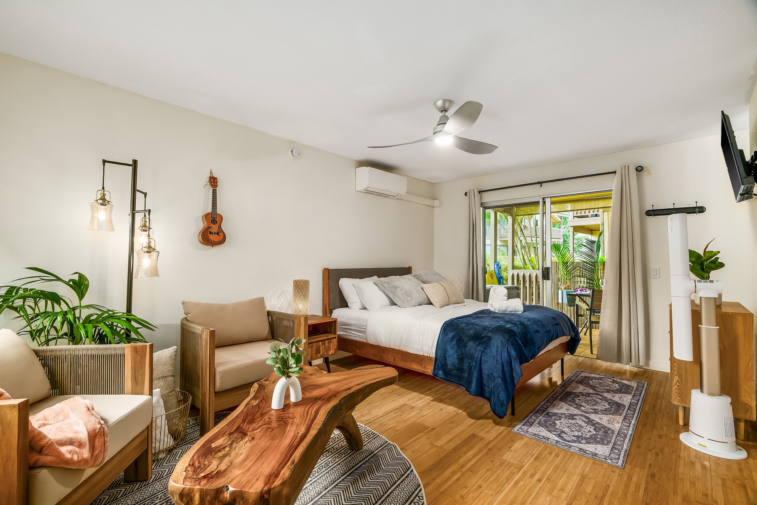Home in Princeville · ★4.92 · 1 bedroom · 1 bed · 1 bath - Image 2