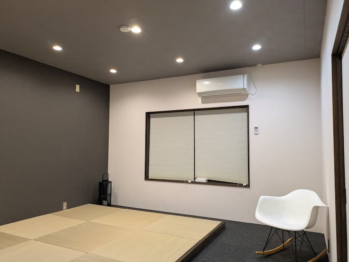 room3
最大4名
※3名で広々ご利用いただけます。