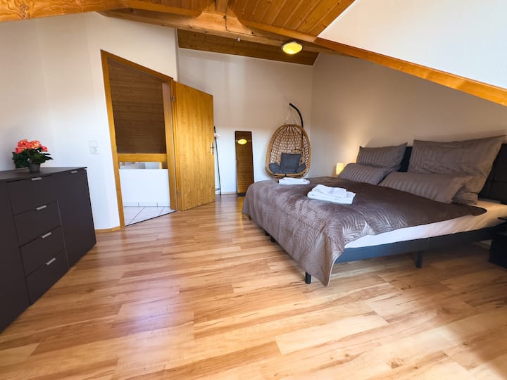 Доволно простор за складирање на облека