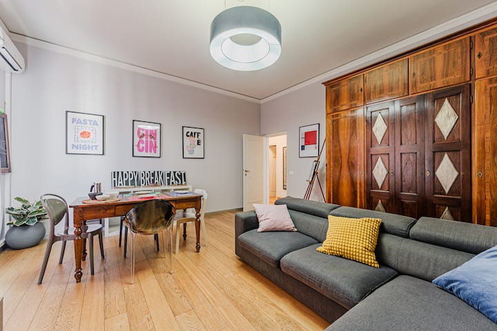 Puccinotti Vintage Living In Florence | A/c - Florence