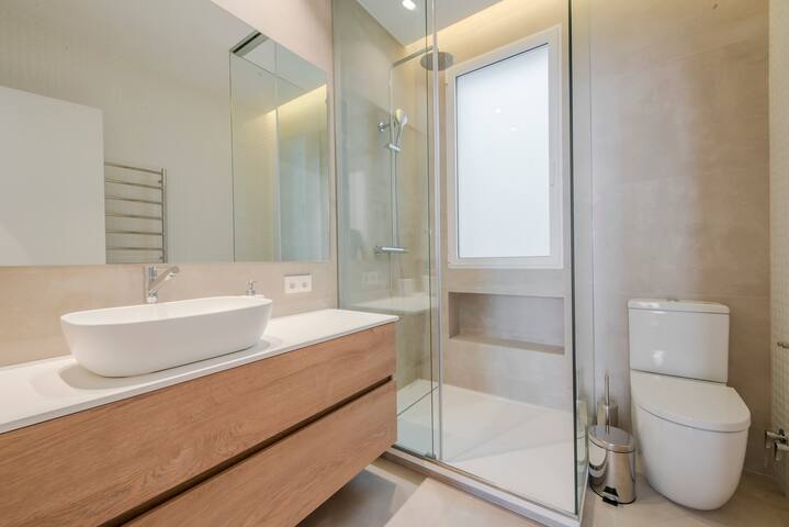 PiSO Salamanca TOP! milla de ORO gallery image 4